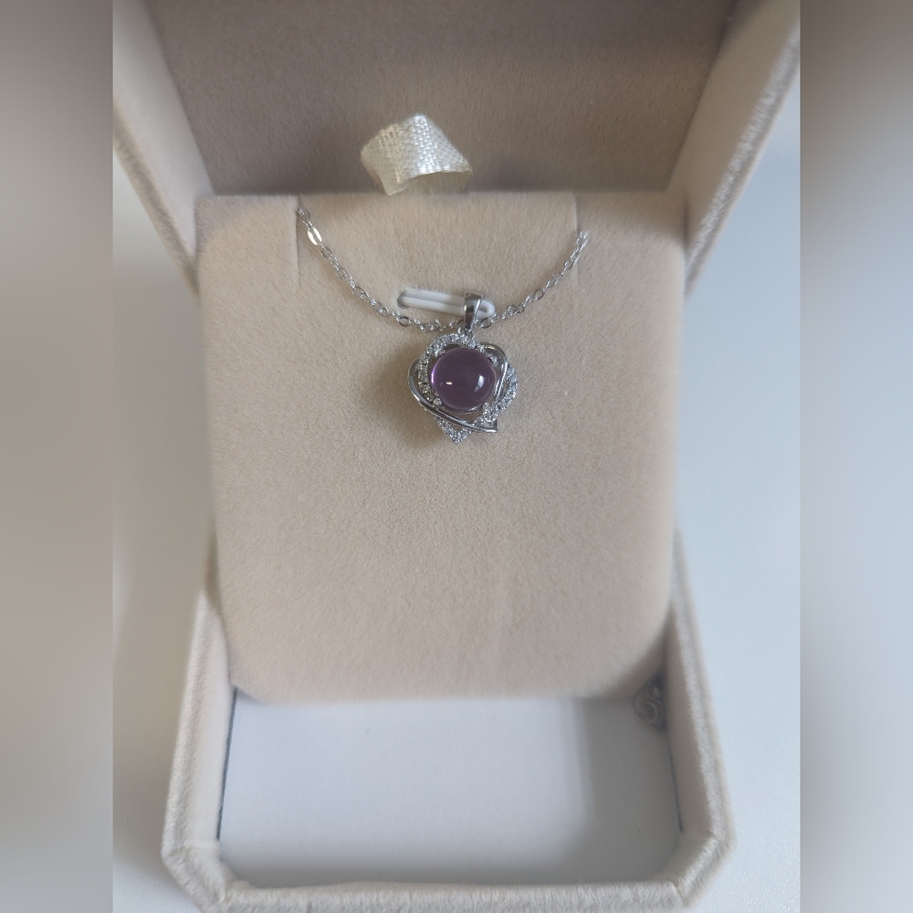 ***NEW .925 sterling silver Amethyst necklace